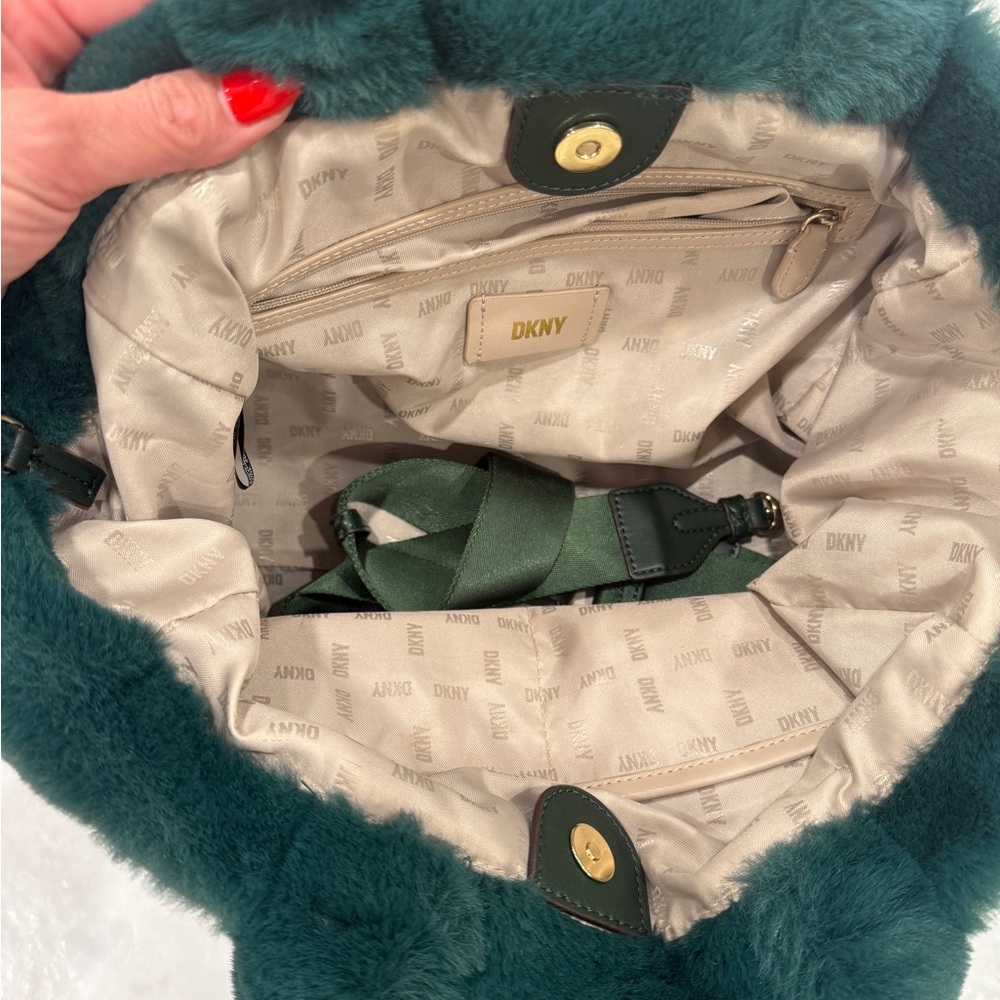 DKNY Hadlee Faux Fur Tote, green - Picture 2 of 3